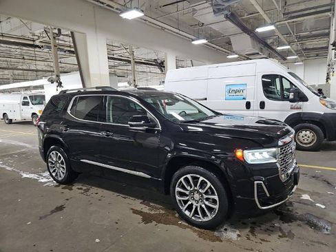 Used 2022 GMC Acadia Denali w/ Denali Technology Package image 4