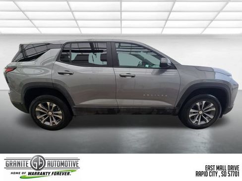 Used 2026 Chevrolet Equinox LT AWD/4WD image 7