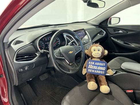 Used 2024 Chevrolet Malibu RS image 9