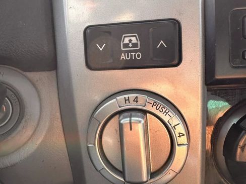 Used 2008 Toyota 4Runner Limited AWD/4WD image 24