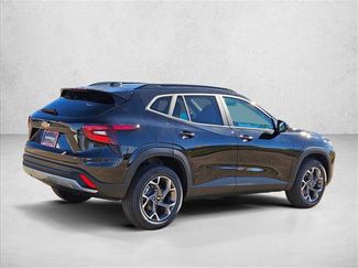 New 2026 Chevrolet Trax LT w/ LT Convenience Package video 2