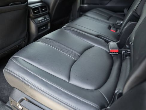 Used 2024 Honda Pilot EX-L image 32