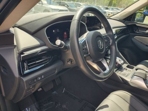 Used 2024 Acura MDX FWD image 15