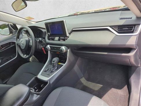 Certified 2025 Toyota RAV4 LE AWD/4WD image 25