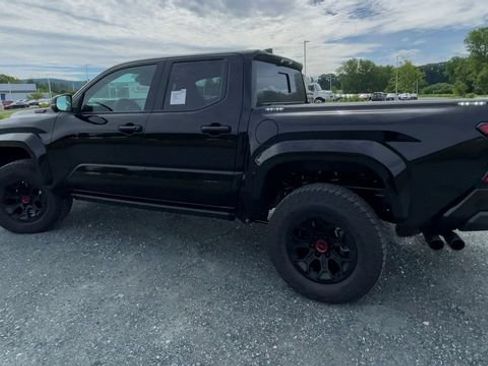 New 2026 Toyota Tacoma TRD Pro AWD/4WD image 6