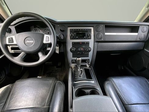 Used 2008 Jeep Commander Sport AWD/4WD image 7
