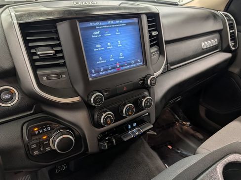 Used 2020 RAM 1500 Big Horn AWD/4WD image 12