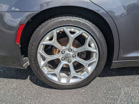 Used 2018 Chrysler 300 C w/ Sun, Sound & Nav Package RWD image 13