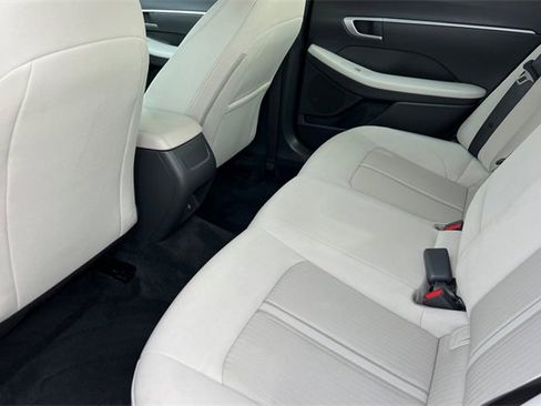 Used 2024 Hyundai Sonata SEL image 16