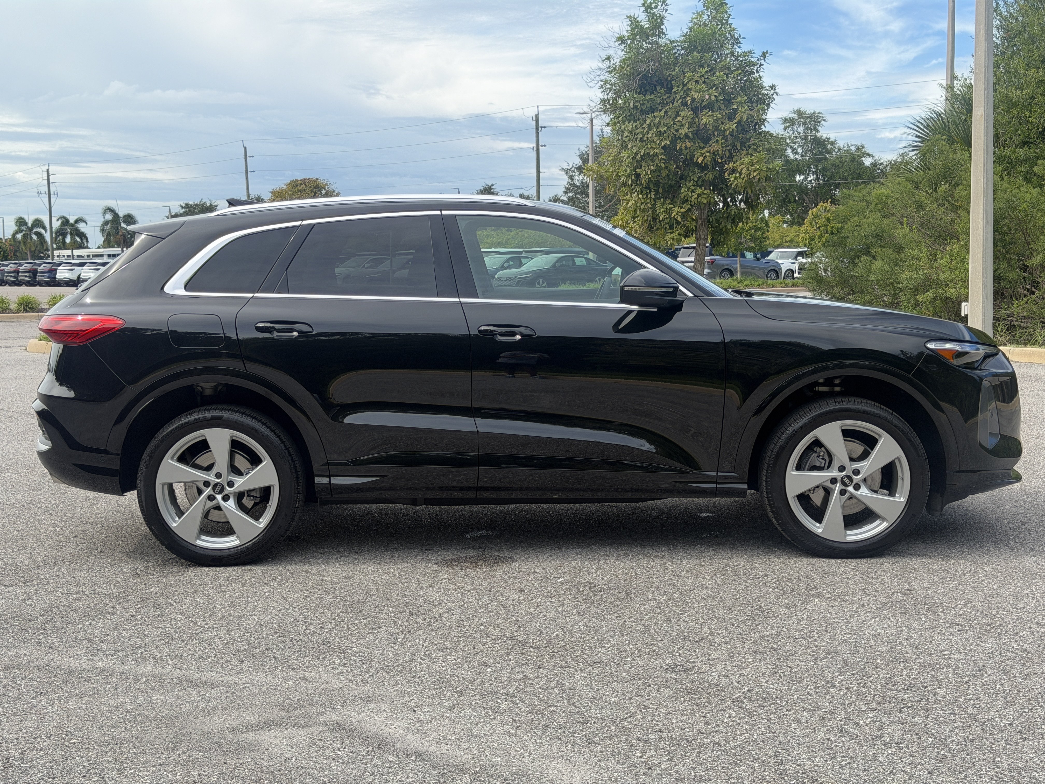 Used 2026 Audi Q5 Premium Plus AWD/4WD image 8