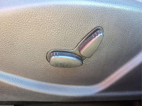 Used 2013 Ford Focus SE image 15