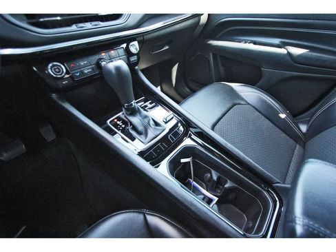 Used 2023 Jeep Compass Latitude AWD/4WD image 22