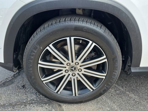 Certified 2024 Mercedes-Benz GLE 350 4MATIC image 9