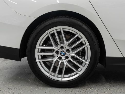 Used 2025 BMW 540i xDrive AWD/4WD image 33