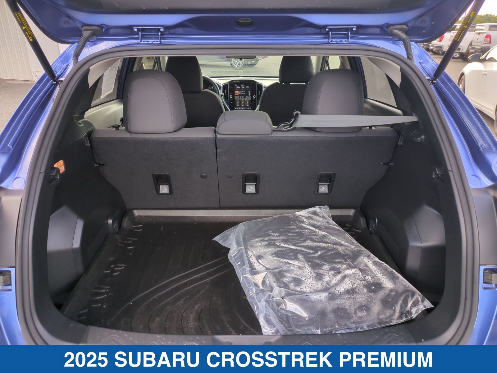 Certified 2025 Subaru Crosstrek 2.5i Premium AWD/4WD image 32