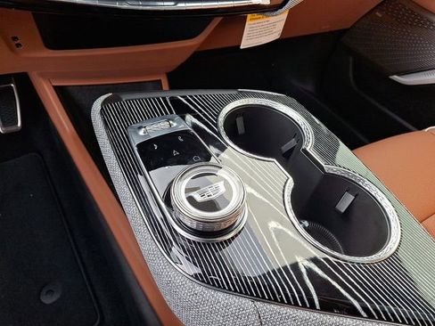 New 2025 Cadillac Optiq Sport 2 image 11