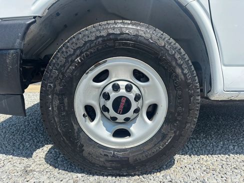 Used 2023 GMC Savana 2500 w/ Driver Convenience Package RWD image 14