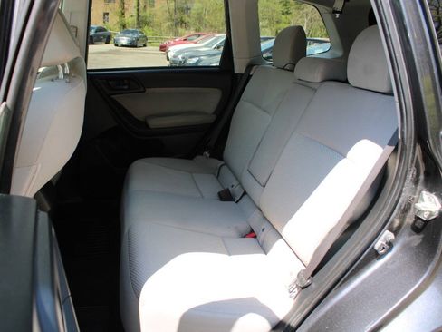 Used 2018 Subaru Forester 2.5i Premium w/ Protection Package #1 AWD/4WD image 26