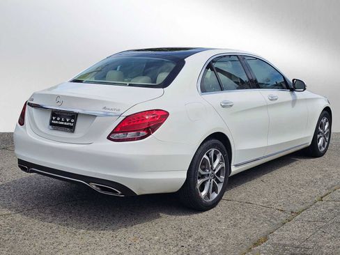 Used 2017 Mercedes-Benz C 300 4MATIC Sedan image 3