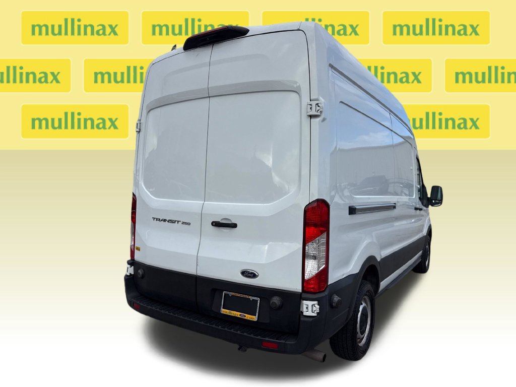 Used 2020 Ford Transit 250 148 High Roof w/ Load Area Protection Package RWD image 4