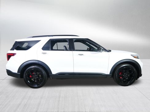 Used 2020 Ford Explorer ST w/ ST Street Pack image 8