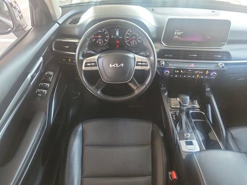 Used 2022 Kia Telluride S FWD image 7