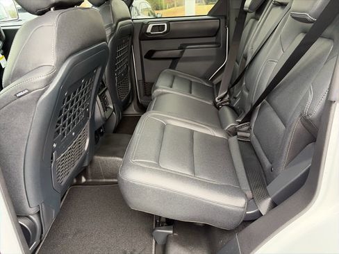 New 2025 Ford Bronco Badlands w/ Sasquatch Package image 25