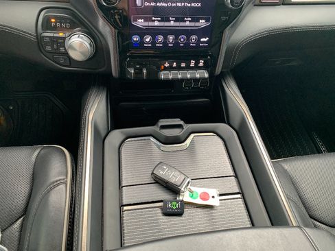 Used 2020 RAM 1500 Limited AWD/4WD image 38