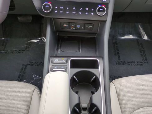 New 2025 Hyundai Sonata Limited image 18