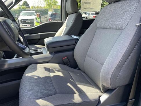 New 2025 Ford F150 XLT w/ Equipment Group 302A MID image 15