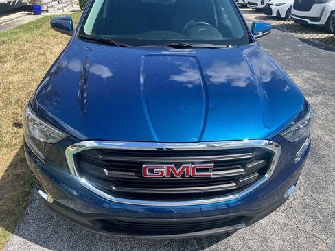 Used 2021 GMC Terrain SLE w/ Driver Convenience Package AWD/4WD image 19