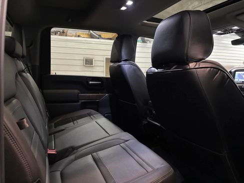 Used 2020 GMC Sierra 3500 Denali w/ Denali Ultimate Package AWD/4WD image 33