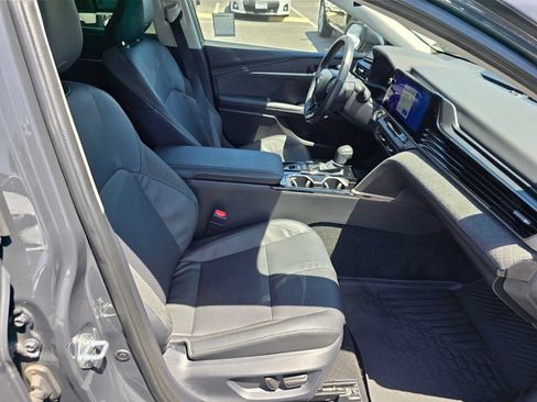 Certified 2025 Toyota Camry XLE FWD image 11