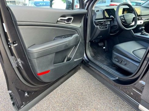 New 2026 Kia Sportage EX FWD image 14