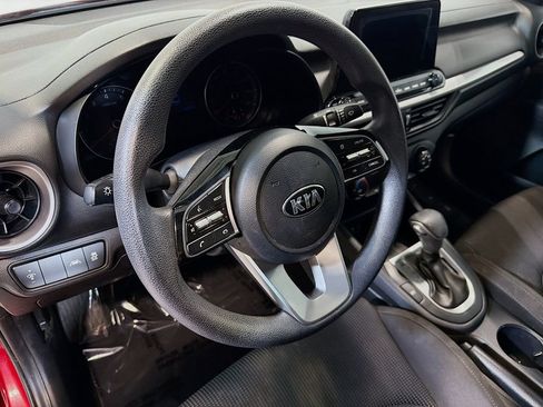Used 2020 Kia Forte LXS FWD image 8