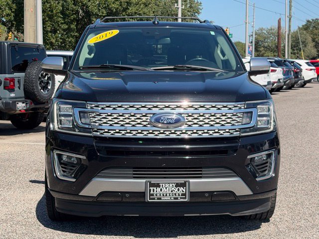 Used 2019 Ford Expedition Max Platinum RWD image 2
