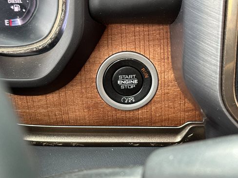 Used 2023 RAM 3500 Limited image 22