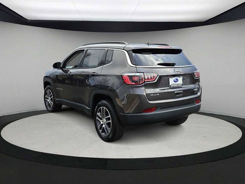 Used 2019 Jeep Compass Latitude w/ Popular Equipment Group image 6
