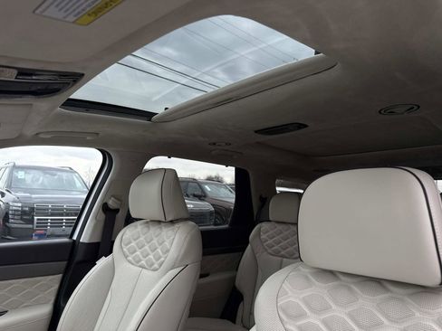 Used 2020 Hyundai Palisade Limited w/ Winter Weather Package image 3