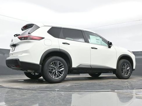 New 2026 Nissan Rogue S FWD image 24