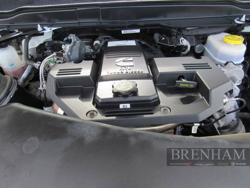 Used 2024 RAM 2500 Big Horn w/ Off Road Package AWD/4WD image 12