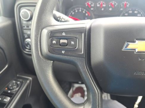 Used 2022 Chevrolet Silverado 1500 Custom AWD/4WD image 14