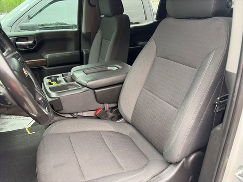 Used 2021 Chevrolet Silverado 1500 LT w/ Z71 Off-Road Package image 22