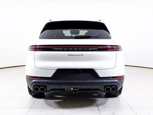 Certified 2025 Porsche Cayenne S AWD/4WD image 34