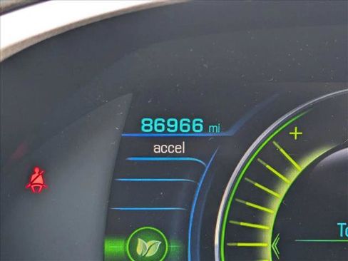 Used 2017 Chevrolet Volt LT image 12