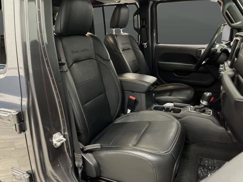 Used 2021 Jeep Wrangler Unlimited Sahara w/ Cold Weather Group image 30