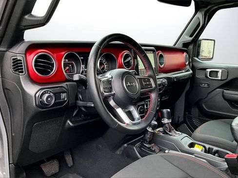 Certified 2023 Jeep Wrangler Unlimited Rubicon w/ Xtreme 35 Tire Package image 19