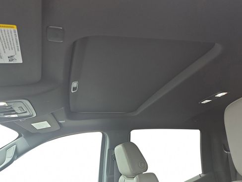 New 2026 Chevrolet Silverado 1500 ZR2 image 13