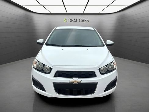 Used 2016 Chevrolet Sonic LT FWD image 2