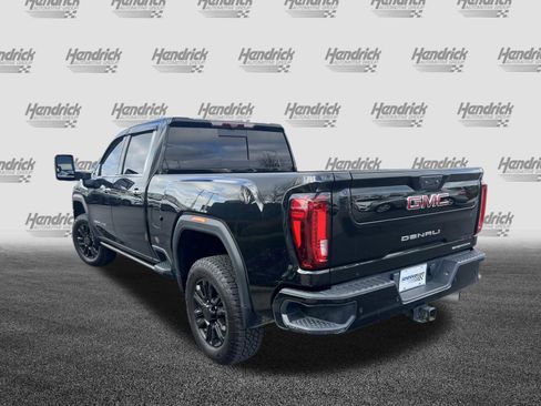 Used 2023 GMC Sierra 2500 Denali w/ Denali Black Diamond Edition image 8